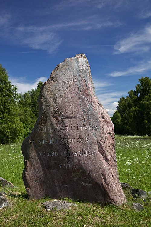 Ausammaste kivi Järvamaal