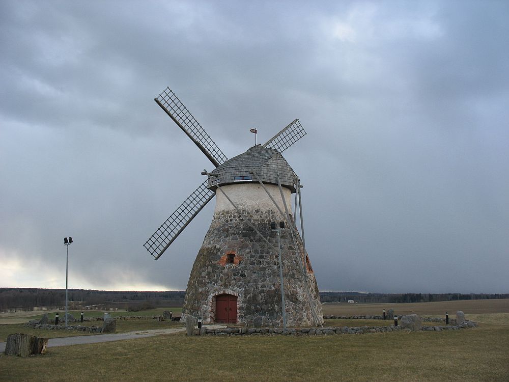 Kuremaa tuuleveski
