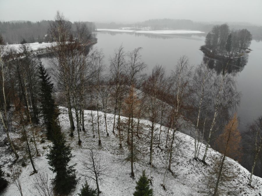 Kooraste järv eile pärastlõunasel ajal. Pildistas Tiit Lepik
