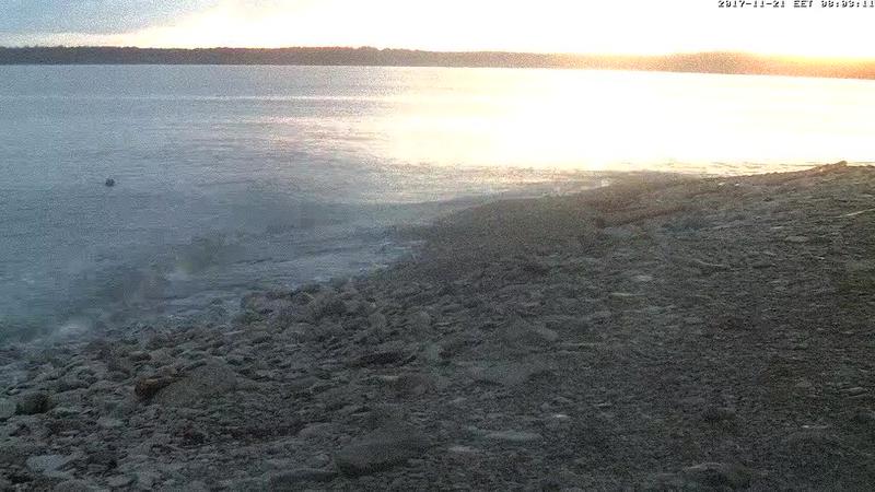 Mõne päeva tagune torm on kaamera ees olevat rannajoont jälle muutnud…