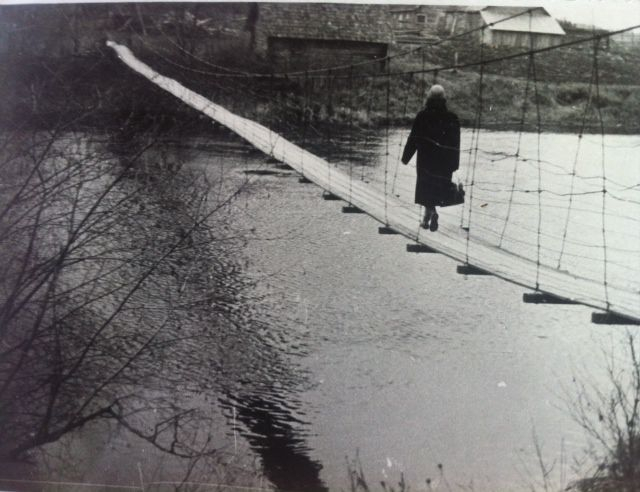 Rippsild Pärnu jõel Võiera kooli juures 6. Nov 1957