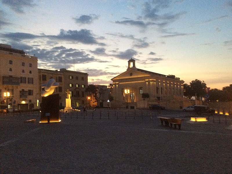 File:!! Il-Borza.jpg