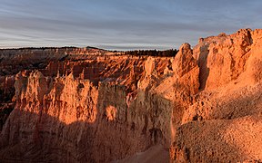 Sunrise Point Bryce Canyon November 2018 004.jpg