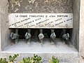 Chiavi dell'acqua - Chiostro di San Gregorio Armeno (Napoli)-5785.jpg