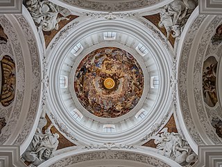 Weingarten Basilika Kuppel 1080038-PSD.jpg
