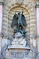 Graffiti - Fontaine Saint-Michel.jpg