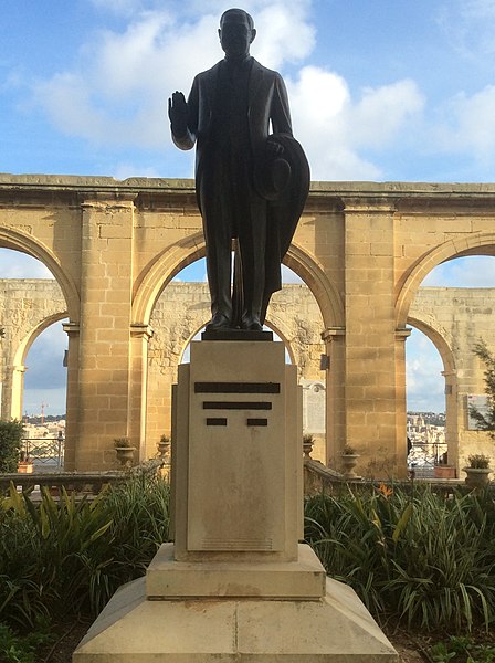 File:! Valletta 3951 25.jpg